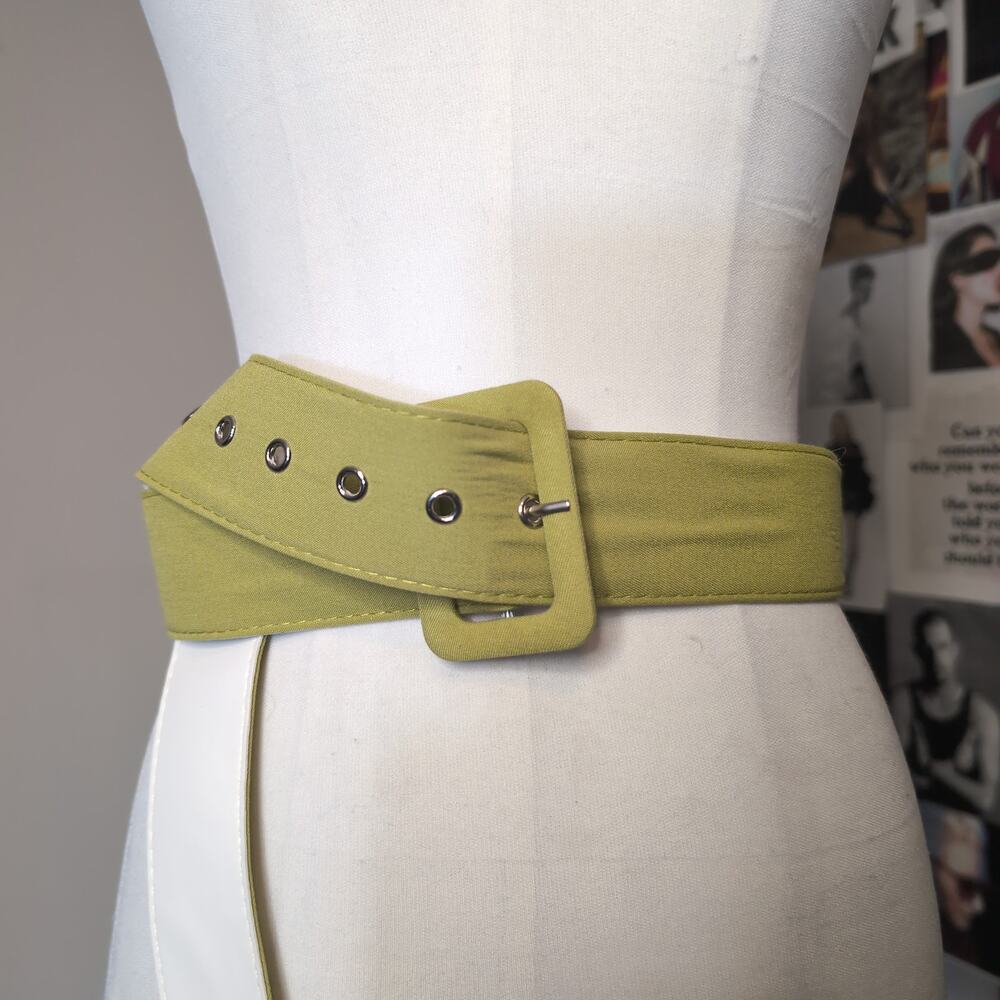 Green Wide Buckle Grommet Waist Belt